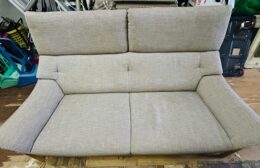 名古屋市緑区にてカリモクソファのお買取りをさせて頂きました。